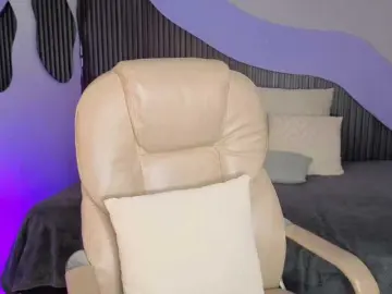 Nicolle-mariee  live sex cam