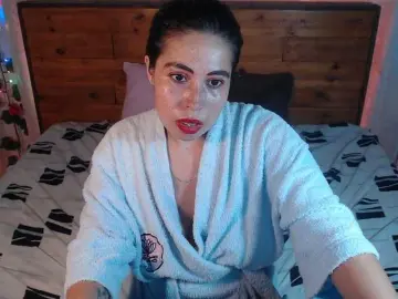 NikkiMilky  live sex cam