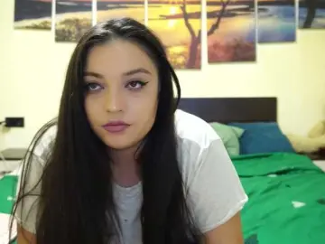 Adellineee  live sex cam