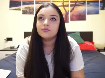 Adellineee  live sex cam