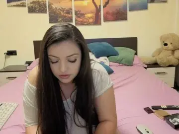 Adellineee  live sex cam