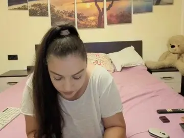 Adellineee  live sex cam