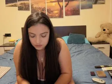 Adellineee  live sex cam