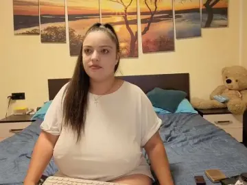 Adellineee  live sex cam