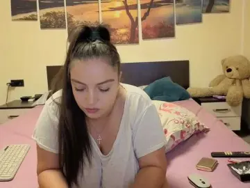 Adellineee  live sex cam