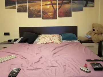 Adellineee  live sex cam