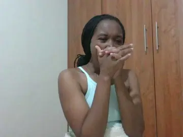 Shanizz001  live sex cam