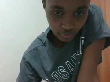 Shanizz001  live sex cam