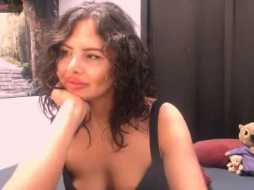 Sofialiuba  live sex cam