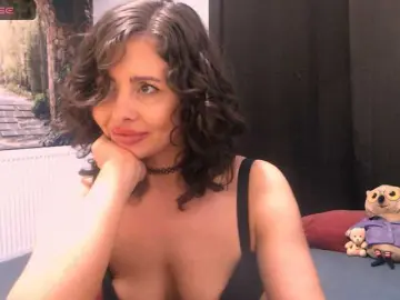 Sofialiuba  live sex cam