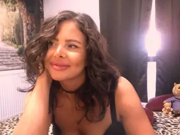 Sofialiuba  live sex cam