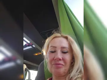 CandyHellenx  live sex cam