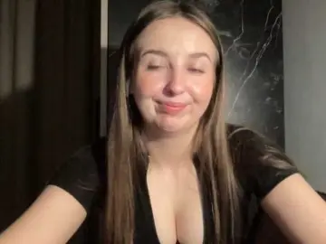 CharlotteNatural  live sex cam