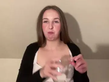 CharlotteNatural  live sex cam