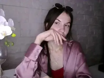 JuliaWetDream  live sex cam