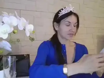 JuliaWetDream  live sex cam