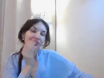 JuliaWetDream  live sex cam