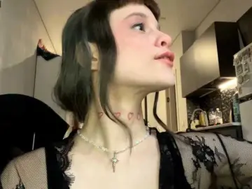 Lilipupp  live sex cam