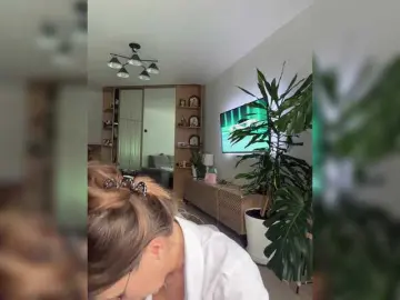 ParisSaintGermain  live sex cam