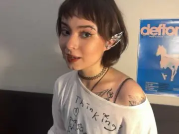 ShuPiela  live sex cam
