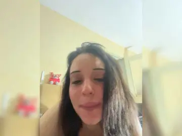 Nyadere  live sex cam