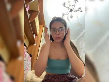 Aloeeevera444  live sex cam