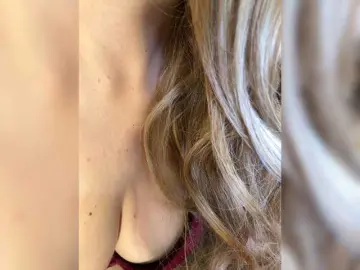 AnnaFlowers  live sex cam