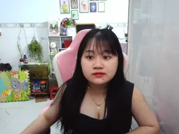 Baie8386  live sex cam