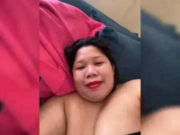 ChubbyBabe31  live sex cam