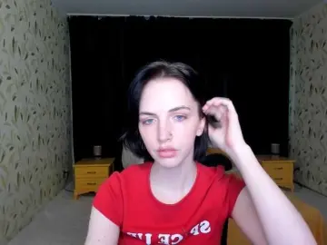 JuliaNowak  live sex cam