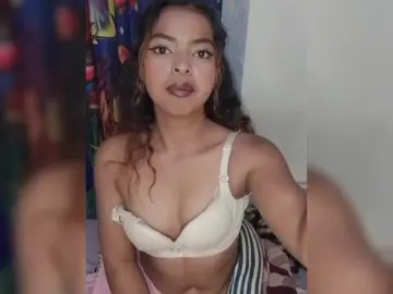 Lolah261  live sex cam