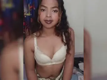 Lolah261  live sex cam