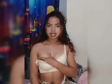 Lolah261  live sex cam