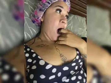 Noav17  live sex cam