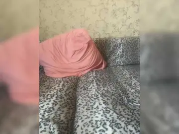 VanilaKitty  live sex cam