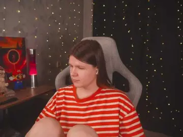 Cutesoneckaaa  live sex cam