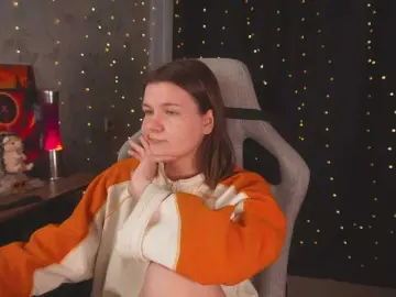 Cutesoneckaaa  live sex cam