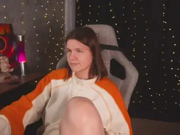 Cutesoneckaaa  live sex cam