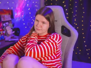 Cutesoneckaaa  live sex cam