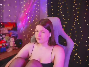 Cutesoneckaaa  live sex cam