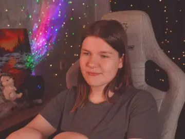 Cutesoneckaaa  live sex cam