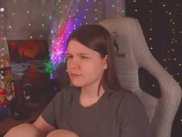 Cutesoneckaaa  live sex cam