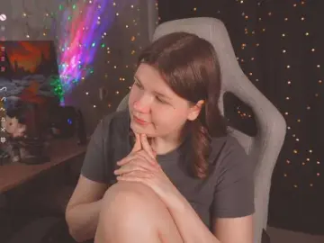 Cutesoneckaaa  live sex cam