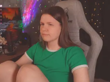 Cutesoneckaaa  live sex cam