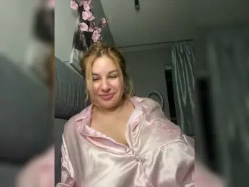 AvaQueen  live sex cam