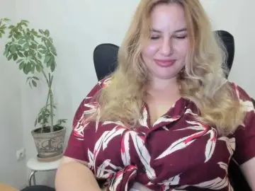 AvaQueen  live sex cam