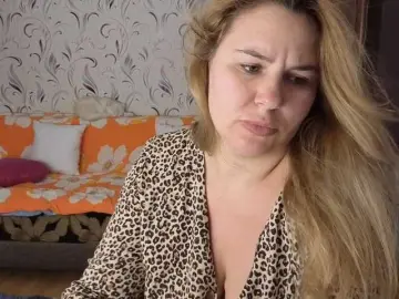 AvaQueen  live sex cam