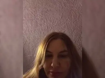 AvaQueen  live sex cam
