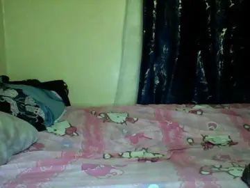 Blackfoxb  live sex cam