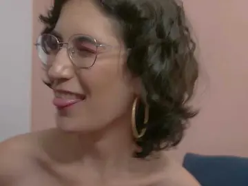 LadyMonna  live sex cam